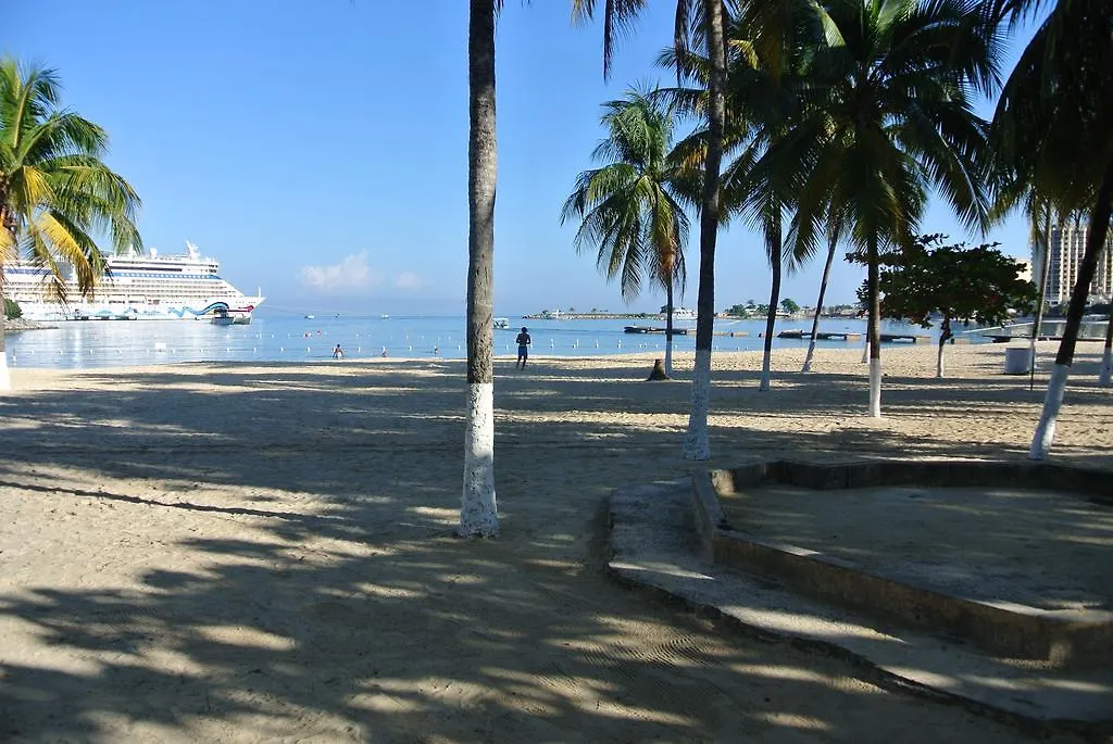 Beach One Bedroom Suite 13 Ocho Rios 0*,  Jamaica