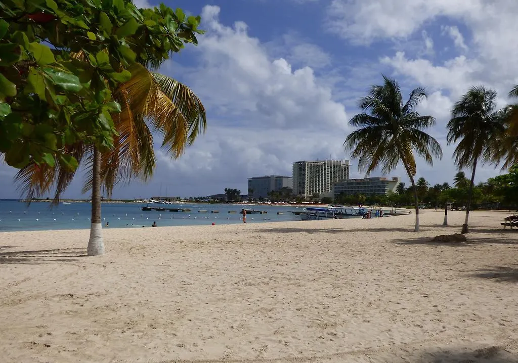 Beach One Bedroom Suite 13 Ocho Rios Jamaica